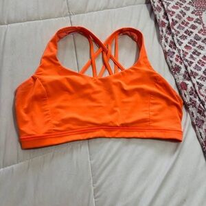 Lululemon free to be bra